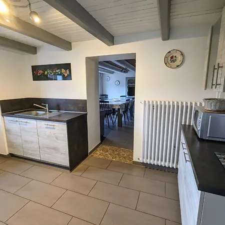 Vosges Avec Terrasse, Parking, Et Wifi - Fr-1-589-690 דירה *